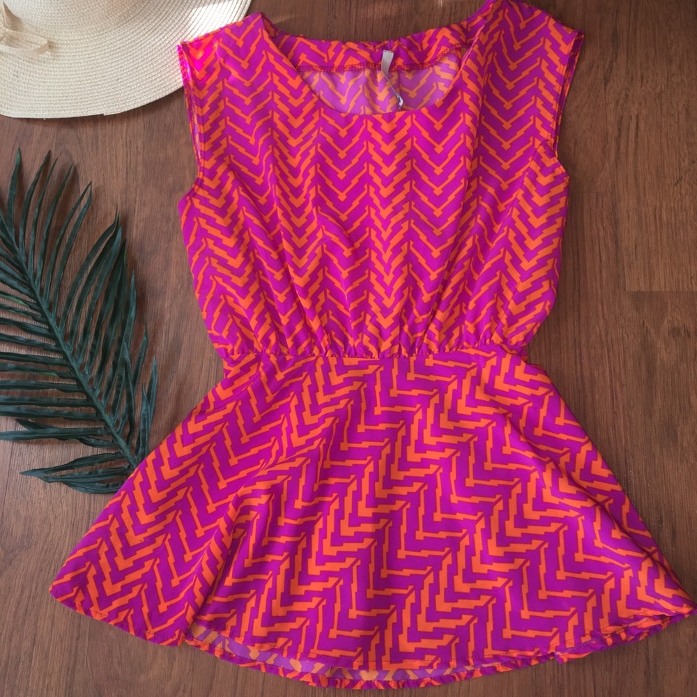 Anthropologie Paper Crane hot pink top - Picture 2 of 4